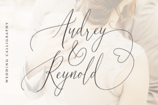 Audrey Reynold: A Romantic Script Font for Editorial Design