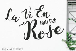 La Vi En Rose: A Romantic Script Font for Crafters